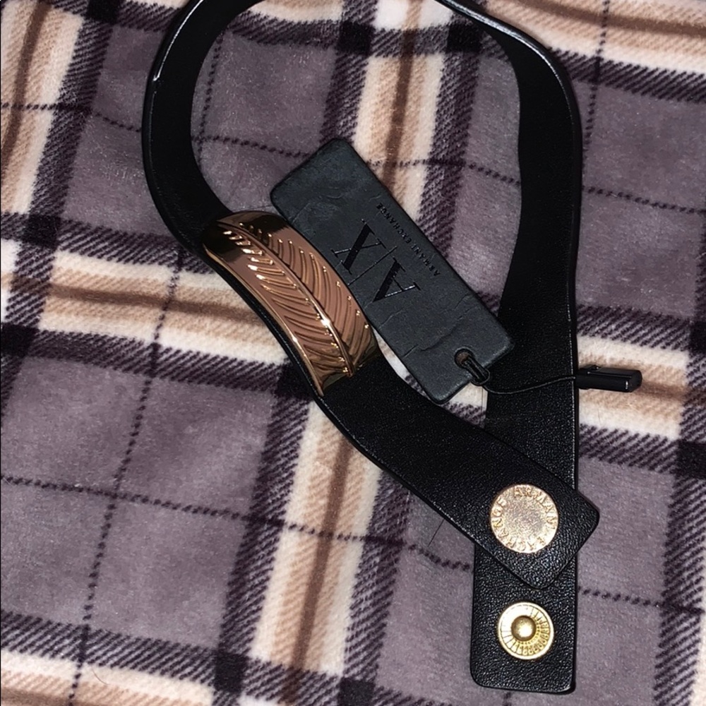 Armani choker for neck